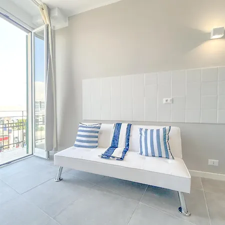 Vista Mare - Spiagge A 50 Mt - Wifi - Centro Arenzano