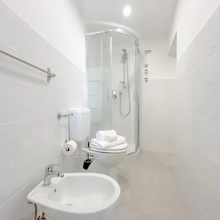 Vista Mare - Spiagge A 50 Mt - Wifi - Centro *